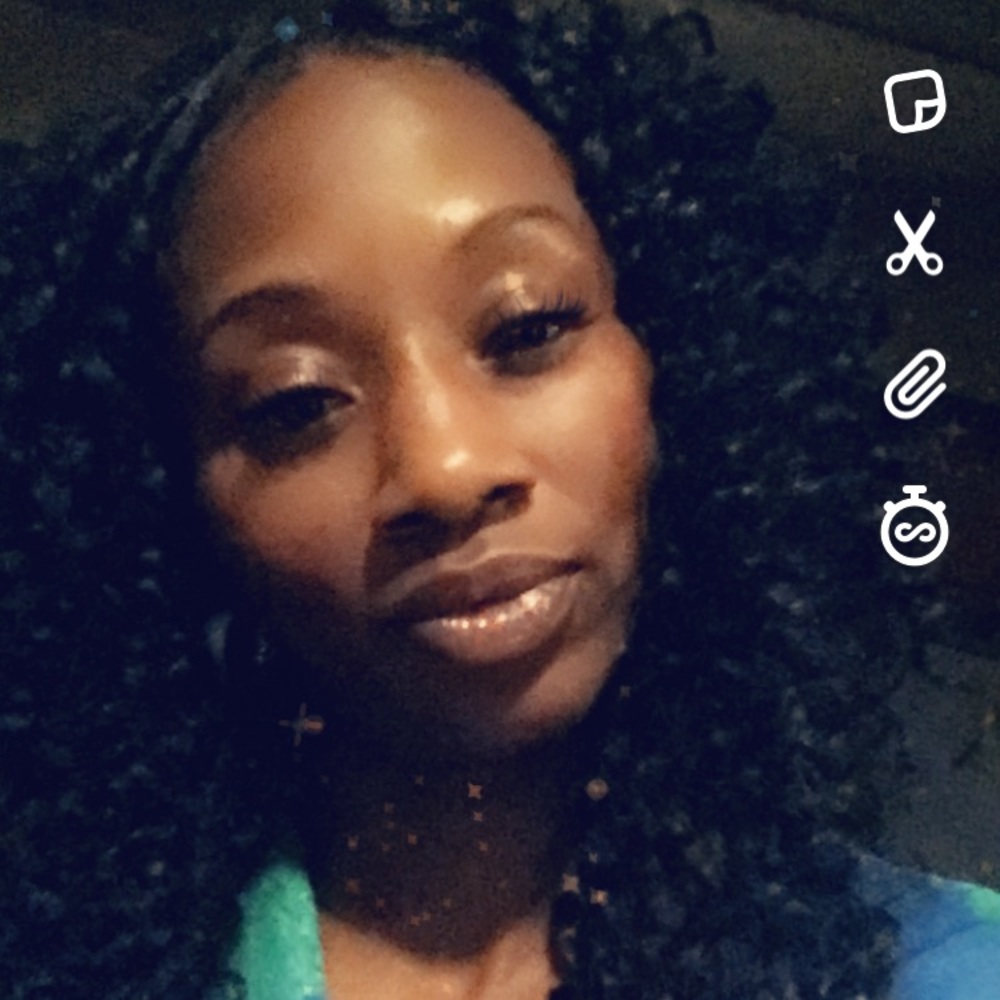 Meet your Posher, Mesha